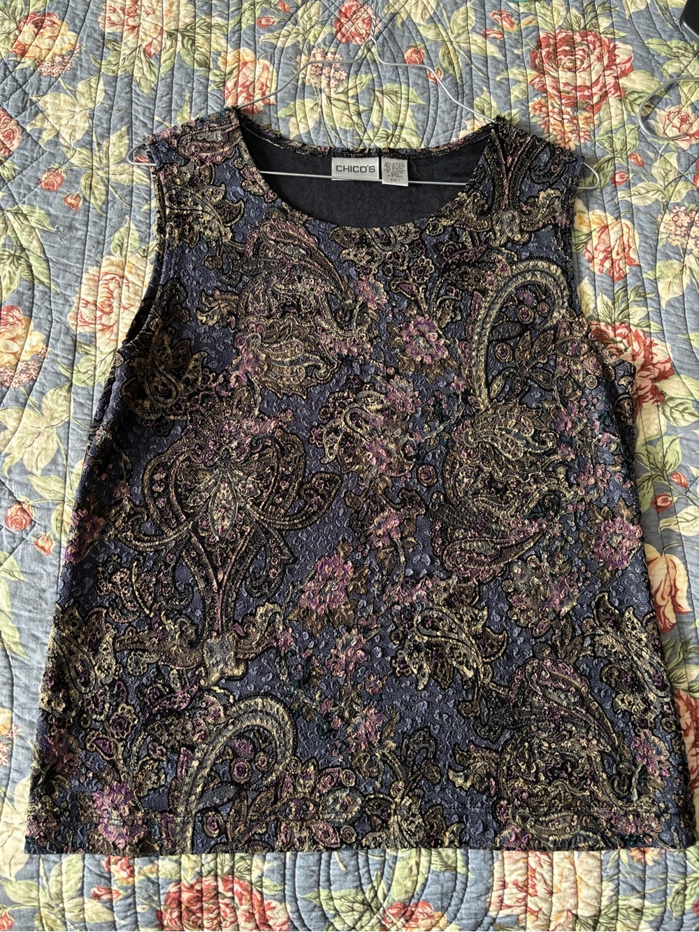 Chico's textured Paisley Sleeveless blouse